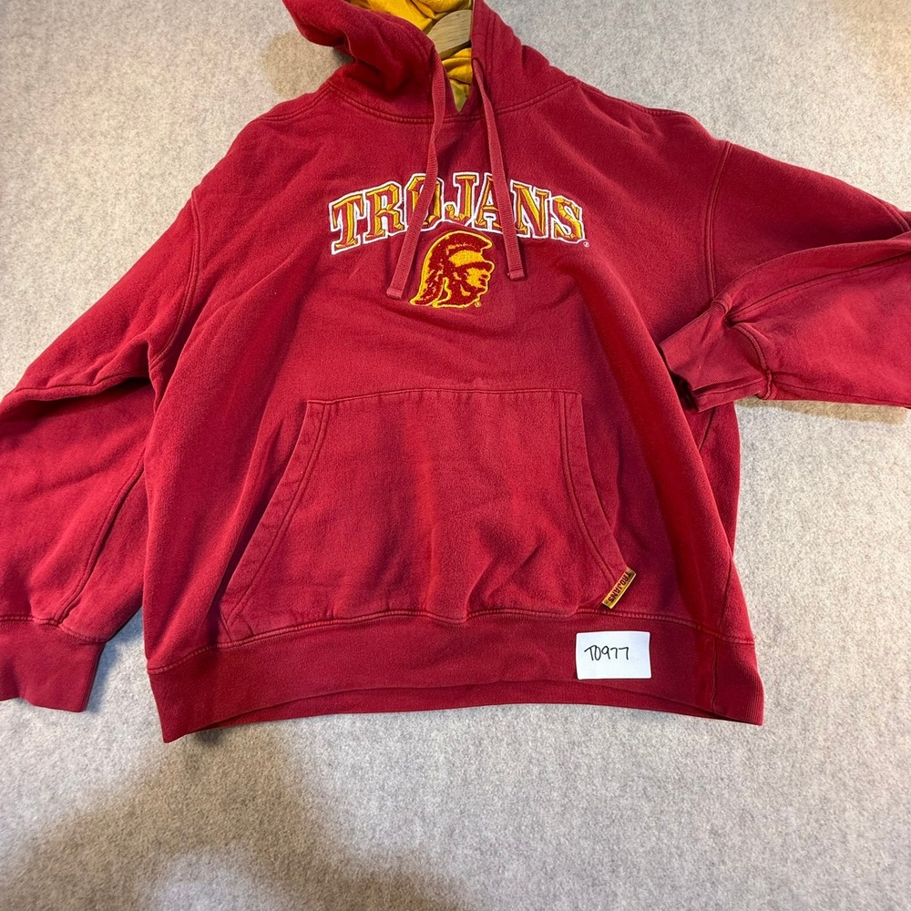 USC Trojans Colosseum Hoodie Mens Large Red Gold Embroidered Pullover Sweatshirt